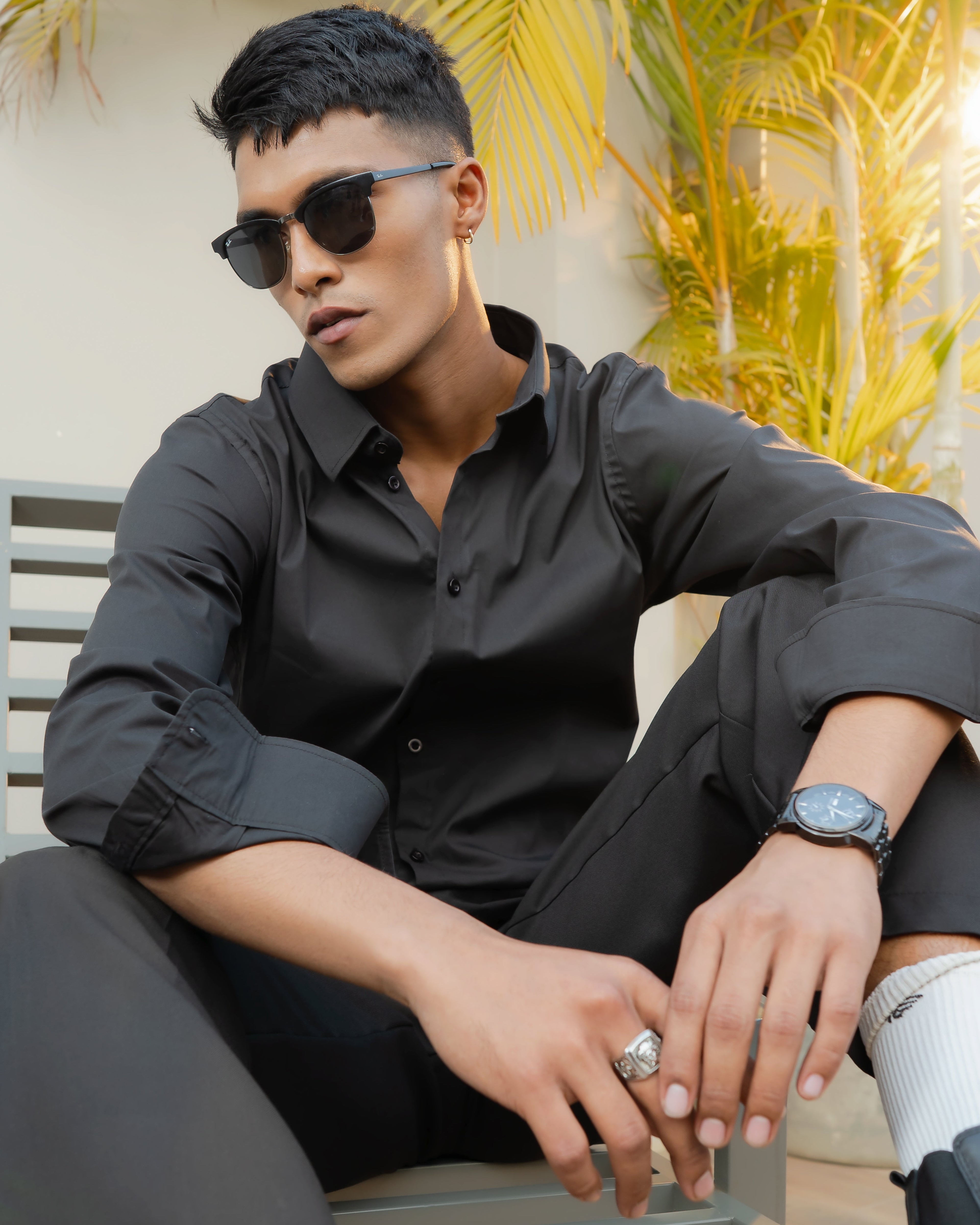 Essential Shirt - Black