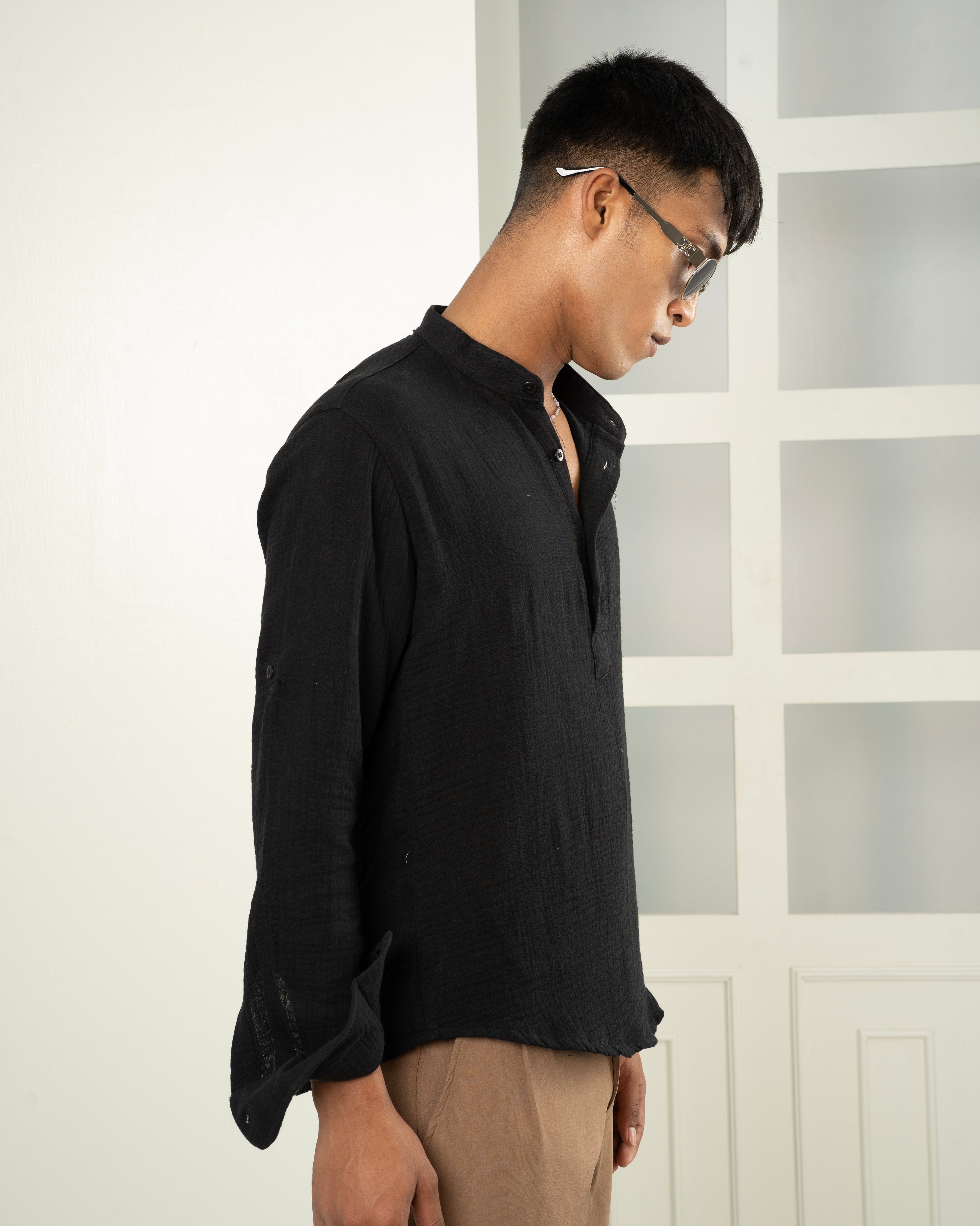 Summer Henley - Black